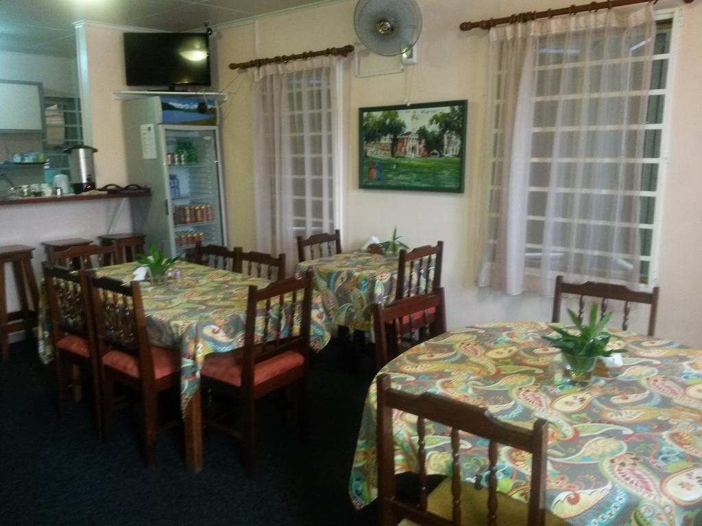 Guesthouse Albergoalberga ปารามารีโบ ห้อง รูปภาพ